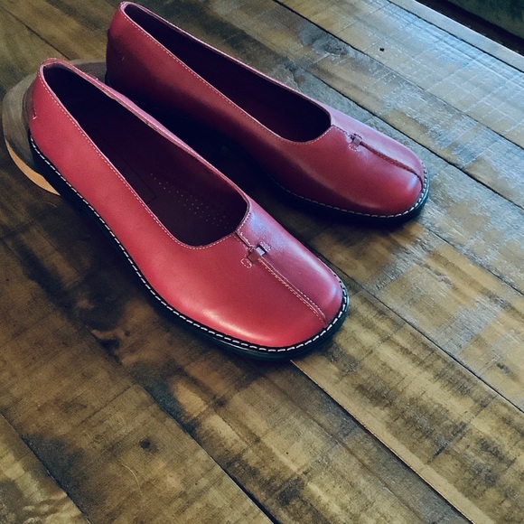 COPY - Leather Split Toe Loafers “Gwen” by Directives - Picture 6 of 8